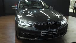 BMW recalls nearly 28,000 luxury vehicles over driveshaft flaw that poses rollaway risk